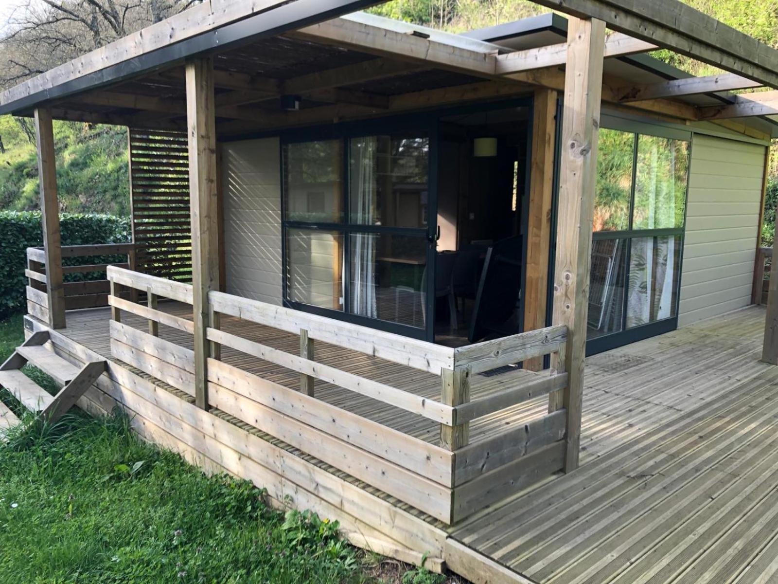 Camping Les Berges Du Doux Colombier-le-Vieux Екстер'єр фото