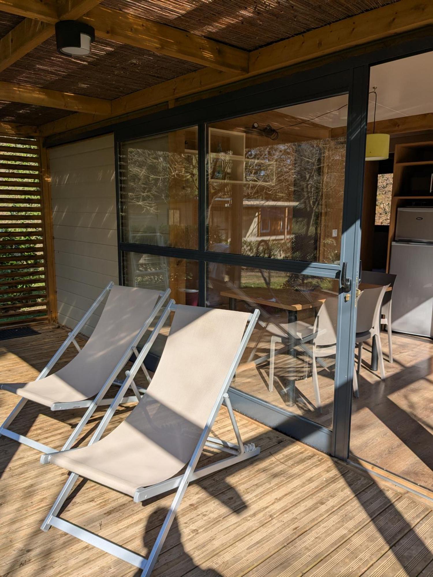Camping Les Berges Du Doux Colombier-le-Vieux Екстер'єр фото